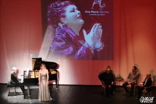 Ana Mar&iacute;a S&aacute;nchez no solo llen&oacute; teatros, tambi&eacute;n vidas y recuerdos
