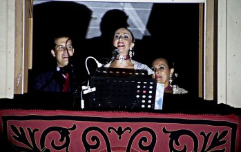 Comienzan las Fallas con un preg&oacute;n cargado de sentimiento y amor por las fiestas del fuego