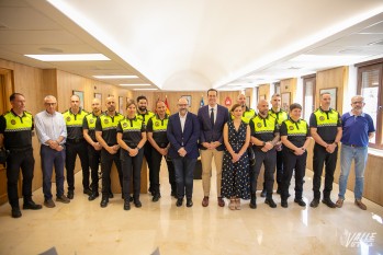 La Polic&iacute;a Local de Elda da la bienvenida a 11 agentes