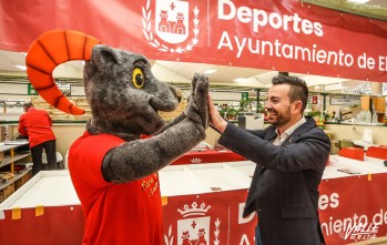 La San Silvestre estrena mascota y los eldenses deben darle nombre