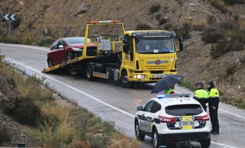 Accidente por la salida del Guirney de la autov&iacute;a  a causa de la lluvia