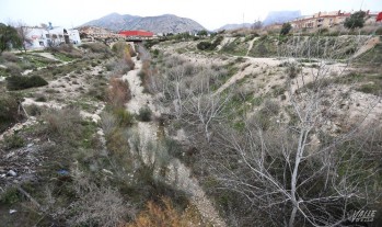 Medio Ambiente aumenta sus partidas para la limpieza y mantenimiento de la Rambla de Pu&ccedil;a y el Arenal en Petrer