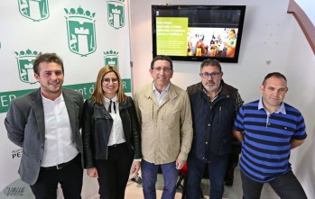 Petrer lanza una campa&ntilde;a en Internet para potenciar sus fiestas de Moros y Cristianos